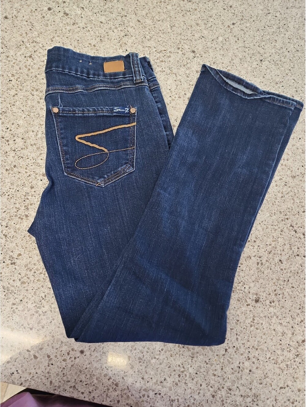 Jeans - Picture 4 of 9